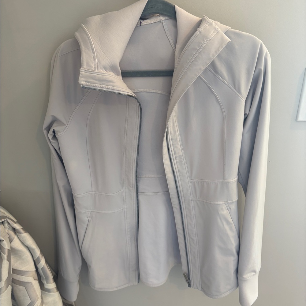 Lululemon Light Gray Women's Zip up Hoodie Jacket  brand new